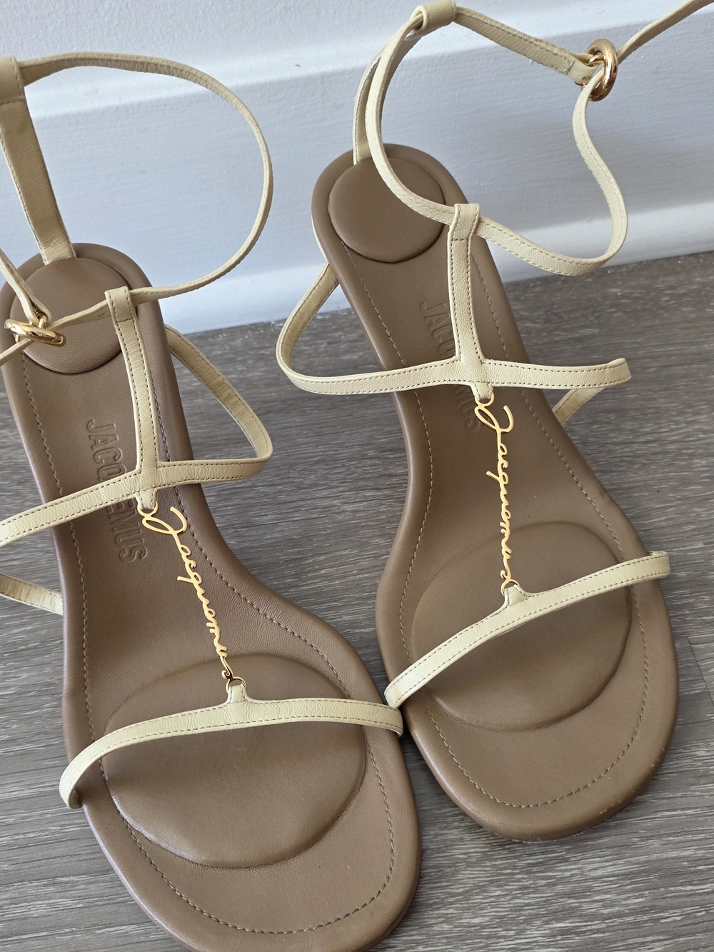 Jacquemus Beige Strappy Leather Sandals